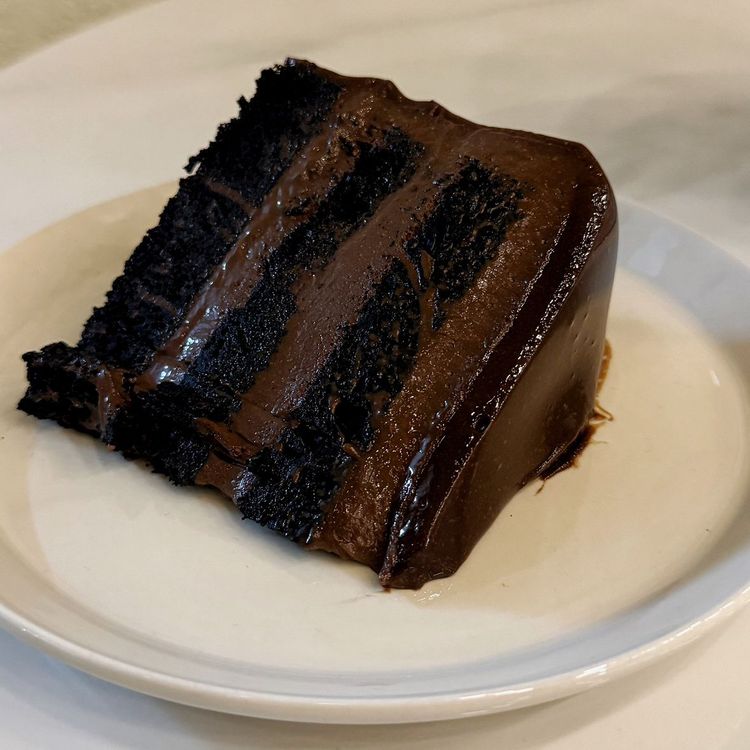 The Chocolate Cake 🍫